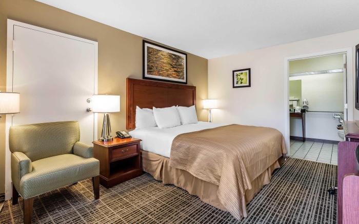 Quality Inn Gallatin-Nashville Metro