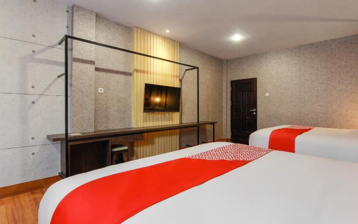 Capital O 3476 Millenium Inn
