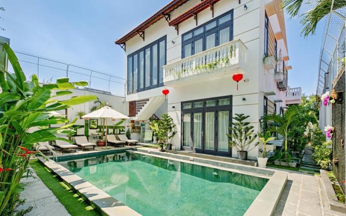 Almond Villa Hoi An