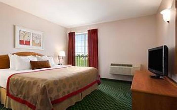 Ramada by Wyndham SeaTac Airport