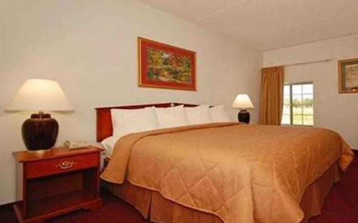Quality Inn & Suites Ames Conference Center Near ISU Campus