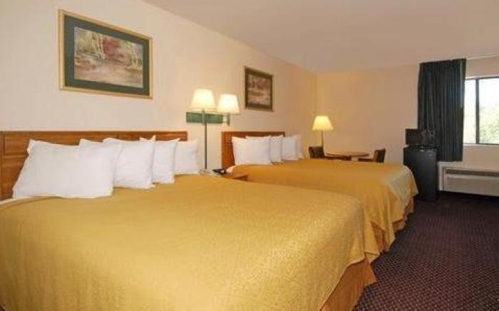 Quality Inn Pell City I-20 exit 158