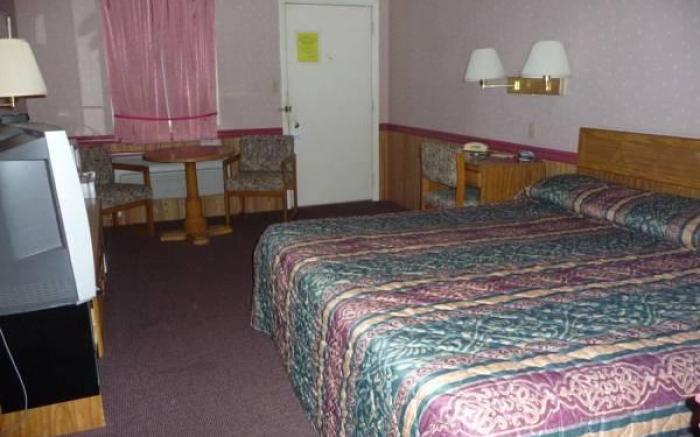 Red Rose Motel