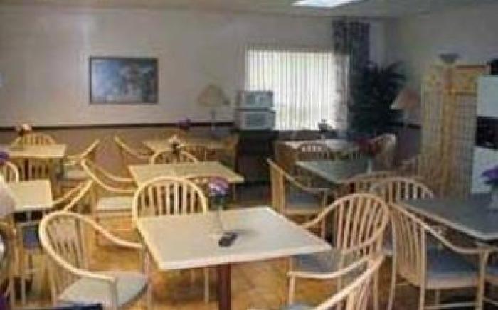 L'Auberge de l'Aeroport Inn