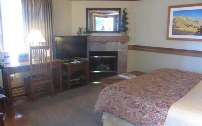 San Luis Creek Lodge