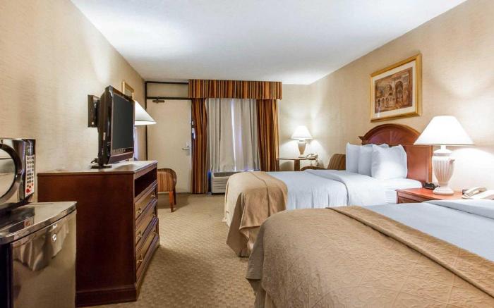 Quality Inn Exit 4