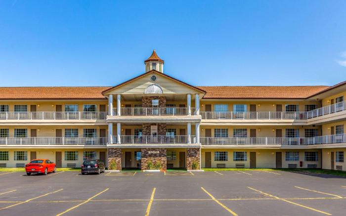Quality Inn Lakefront