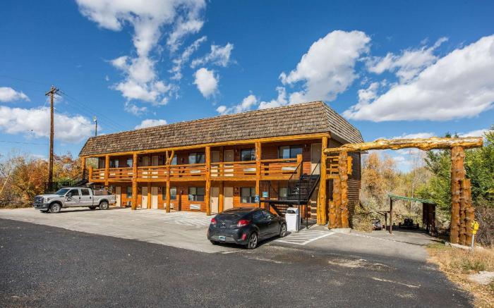 Rodeway Inn Pronghorn Lodge