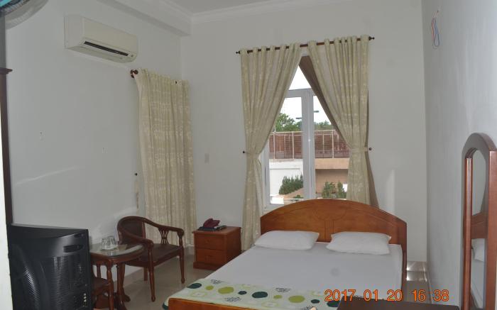 Son Ha Hotel