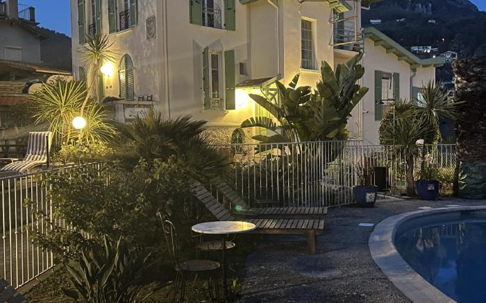 Villa Roseraie - Hôtel de Charme