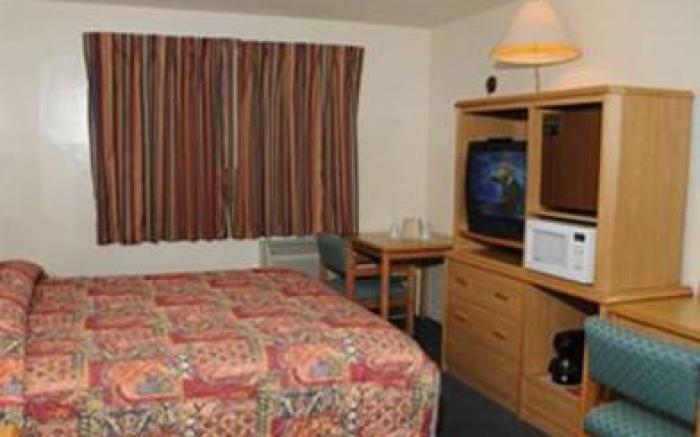 Travelers Inn Eugene University