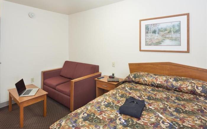 WoodSpring Suites Denton