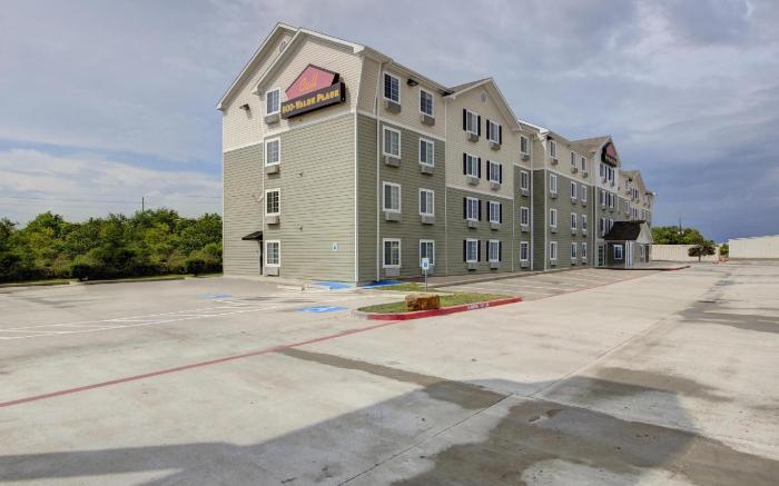 WoodSpring Suites Houston La Porte