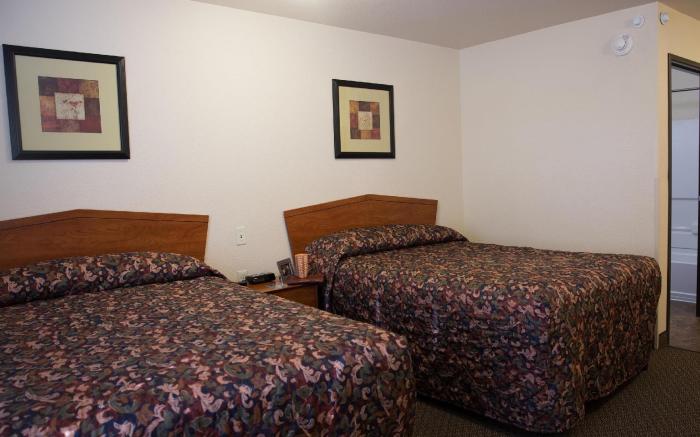 WoodSpring Suites Kansas City Lenexa