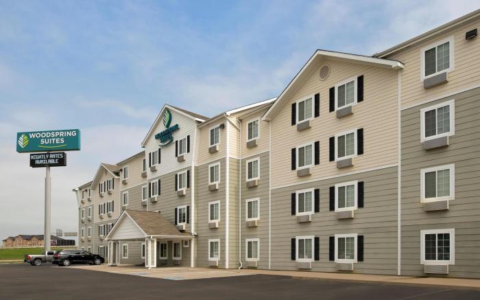 WoodSpring Suites Waco near University