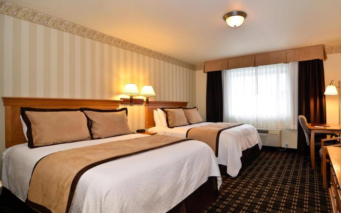 Best Western Plus Edmonds Harbor Inn