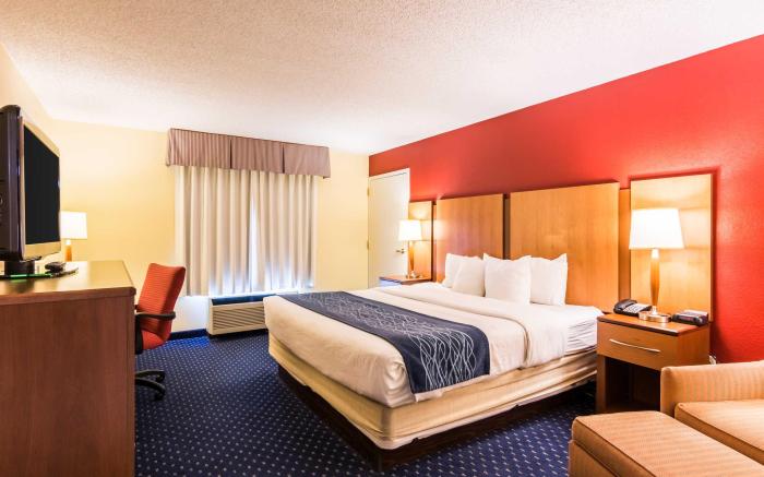 Fairfield by Marriott Inn & Suites Clinton