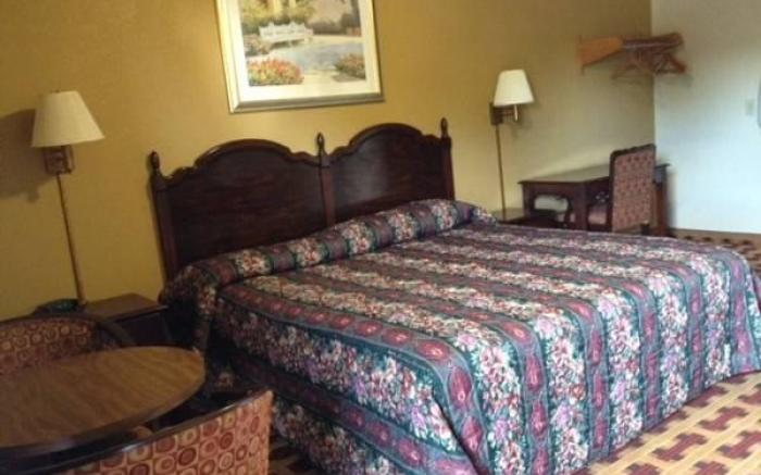 Lodge Inn Wrightstown - Fort Dix