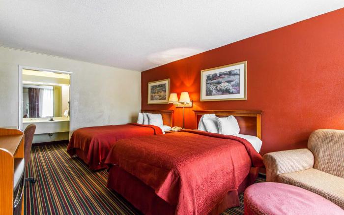 Motel 6 Opelika, AL