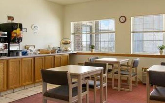 Forest City Inn