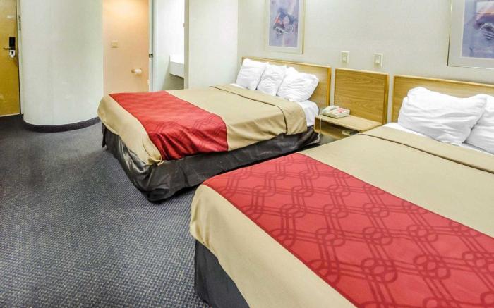 Econo Lodge London North