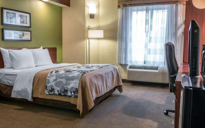 Baymont By Wyndham Flat Rock