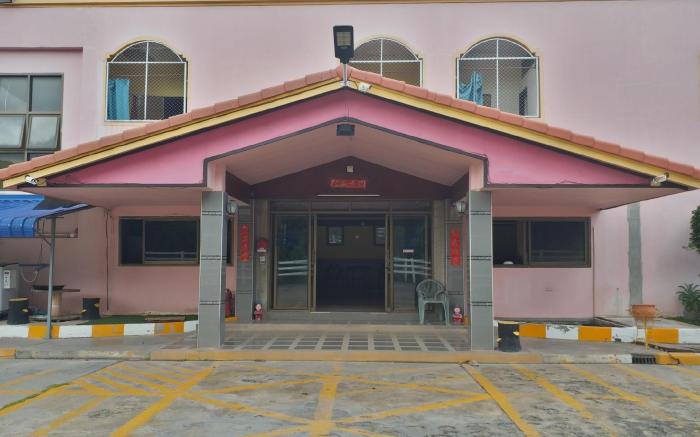 Sema Nakhon Hotel