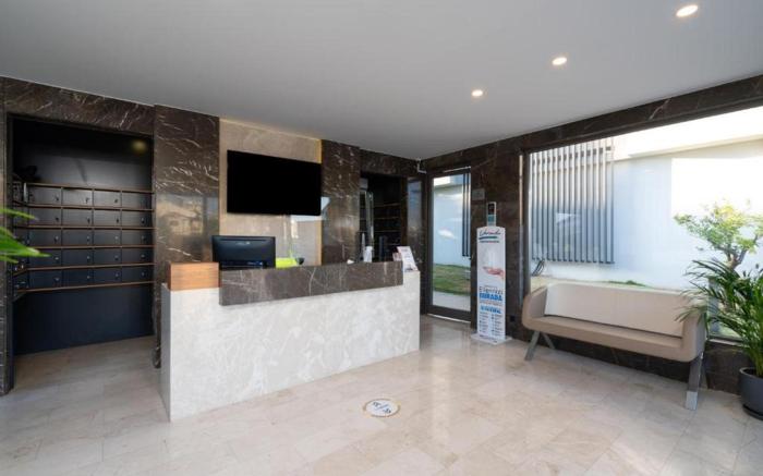 Veranda Beach Suites