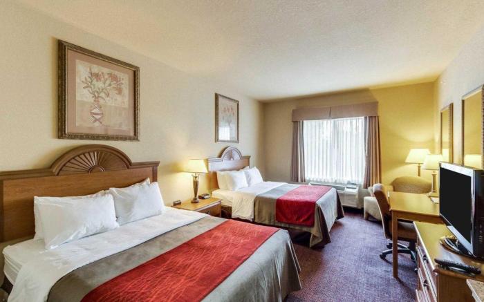 Comfort Inn & Suites and Suites Fredericksburg