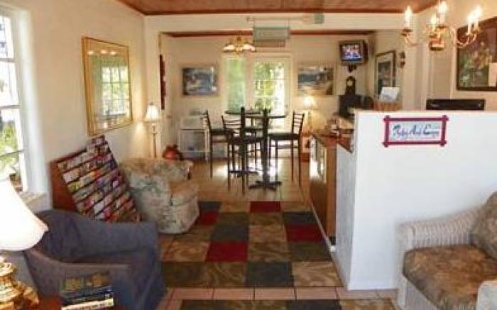 Island Breeze Inn - Venice