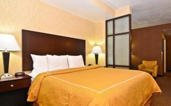 Comfort Suites Near City of Industry - Los Angeles