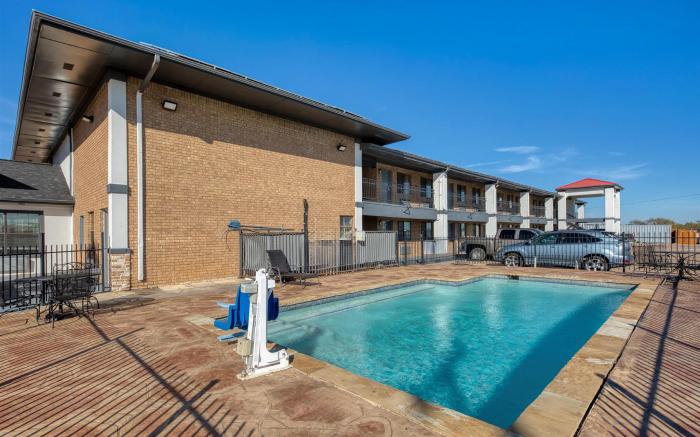 SureStay by Best Western Terrell