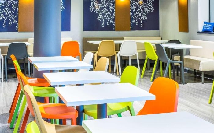 ibis budget Aubagne Paluds Agora