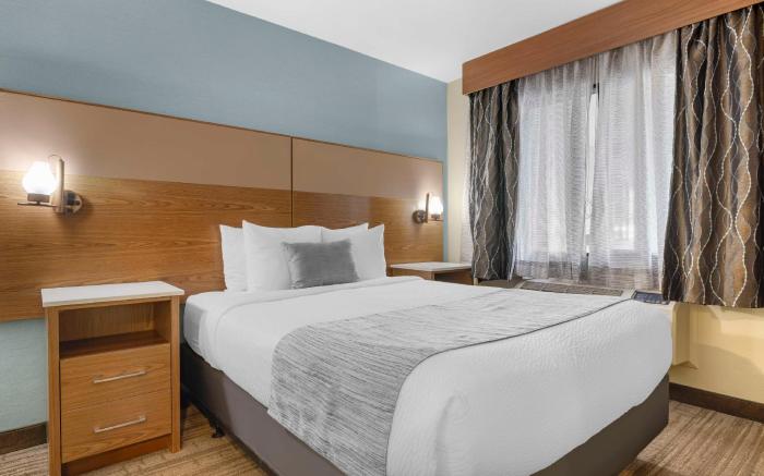 Best Western Carlsbad by the Sea