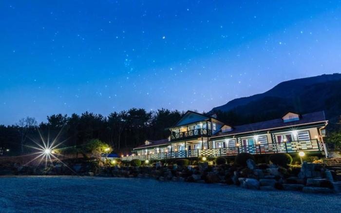 Jeongwon Beach Pension