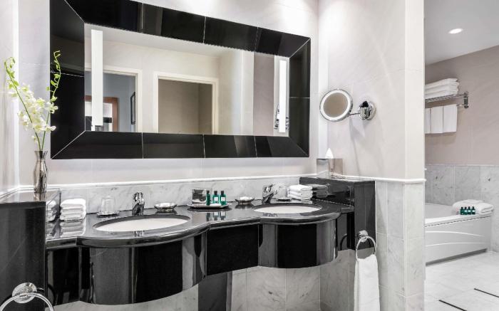 Sofitel Montreal Golden Mile