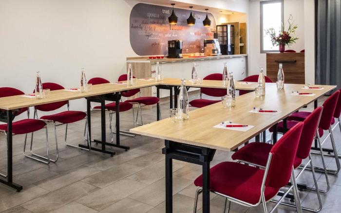 ibis Cannes Mouans Sartoux