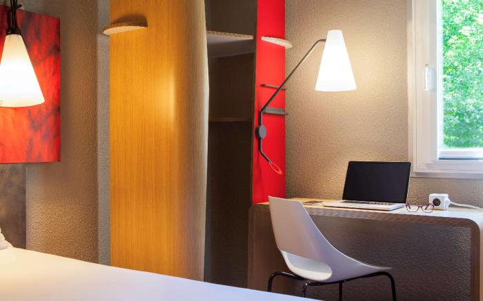 Ibis Jouy-en-Josas Vélizy