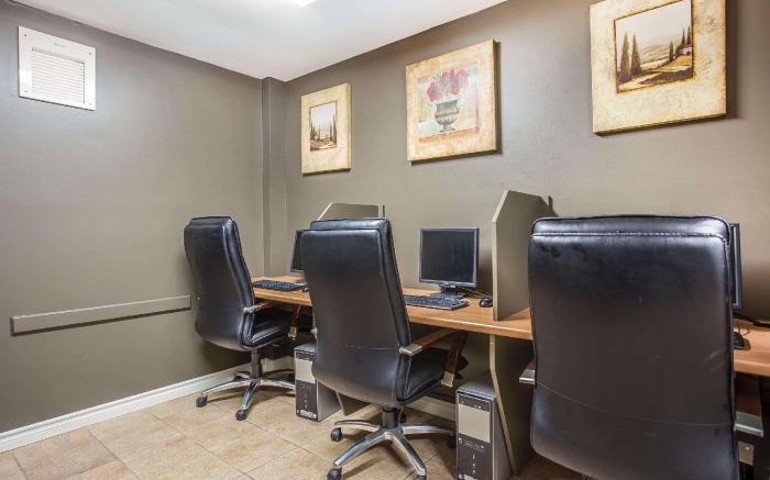 Halifax Airport Hotel