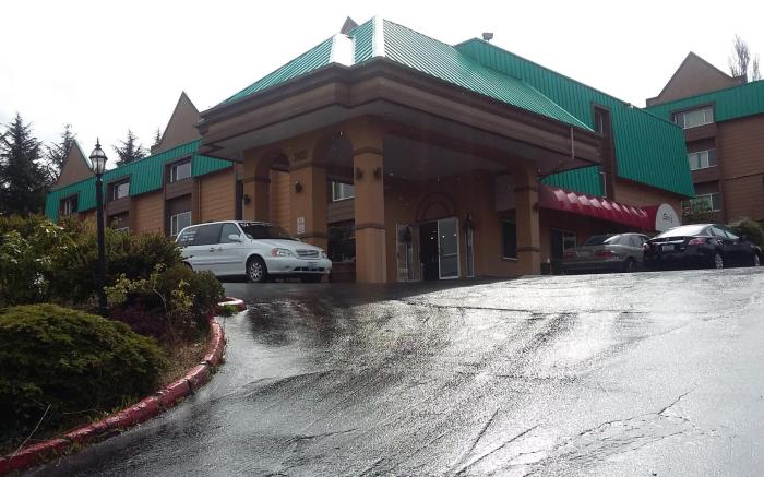 Super 8 by Wyndham SeaTac Airport