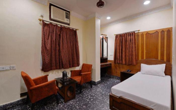 Hotel Heera