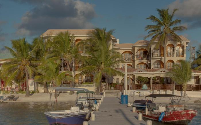 SunBreeze Suites