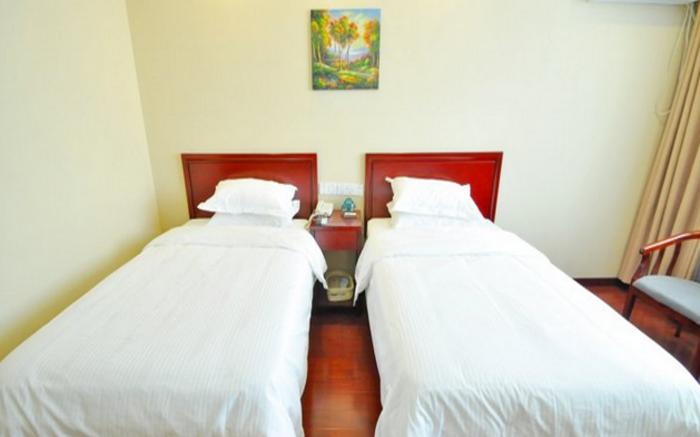 GreenTree Inn LinYi Yitang Town Shuangling Road Express Hotel