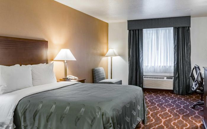 Quality Inn & Suites Vancouver north