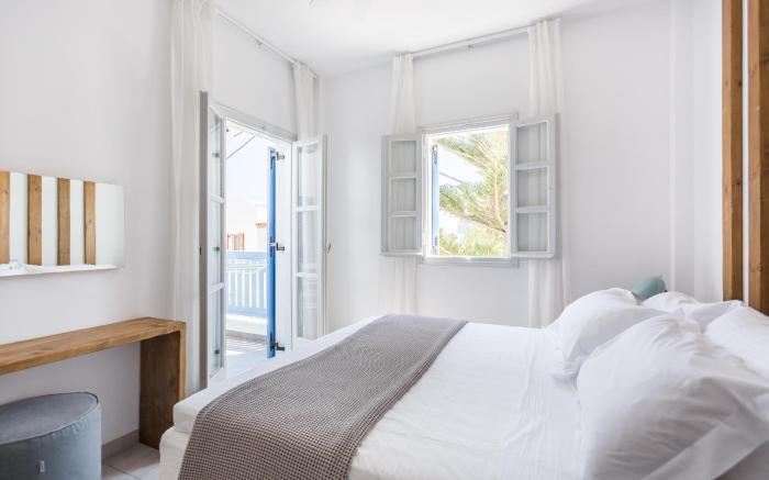 Fanouris Condo