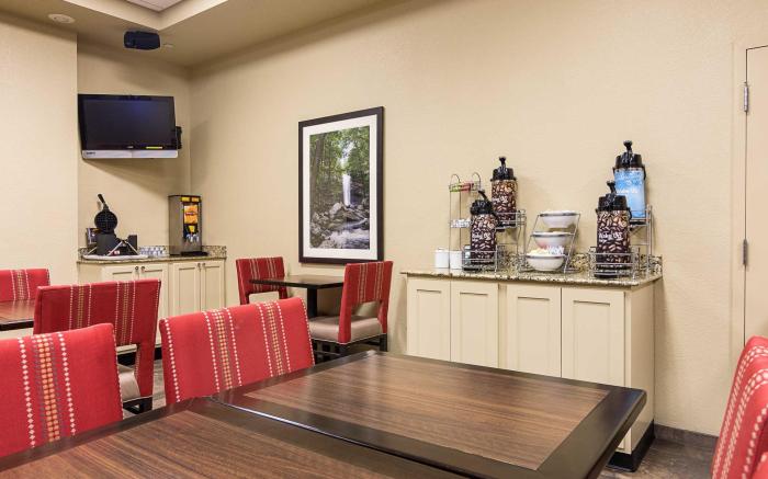 Comfort Inn Bentonville - Crystal Bridges