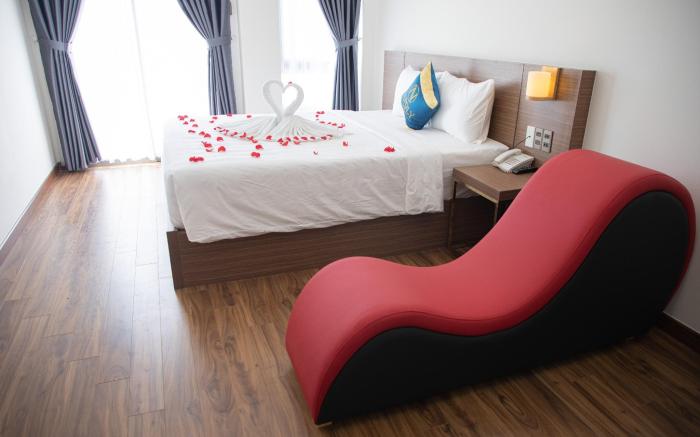 Napoly Hotel