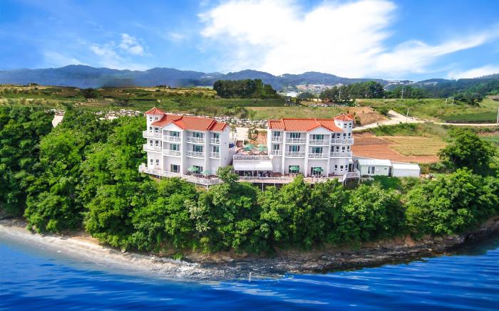 taean gallary pension