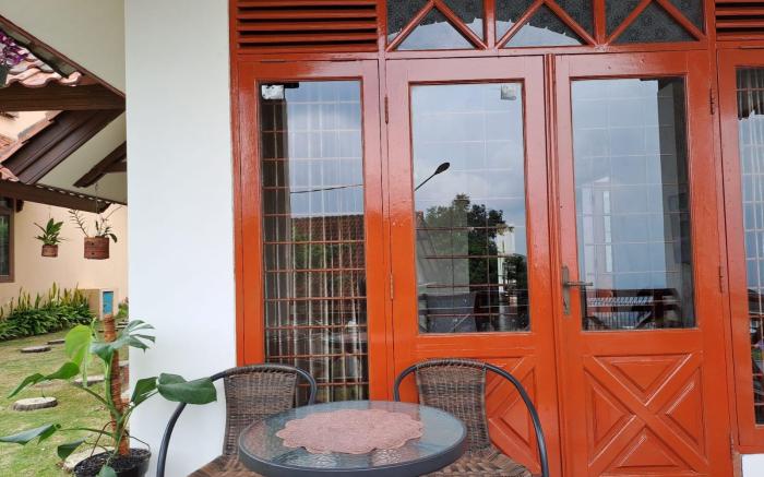 Full House 2 Bedroom at VILA PANDERMAN HILL