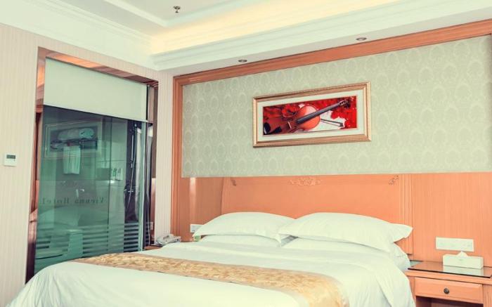 Vienna Hotel Rugao Zhengxiang Square branch